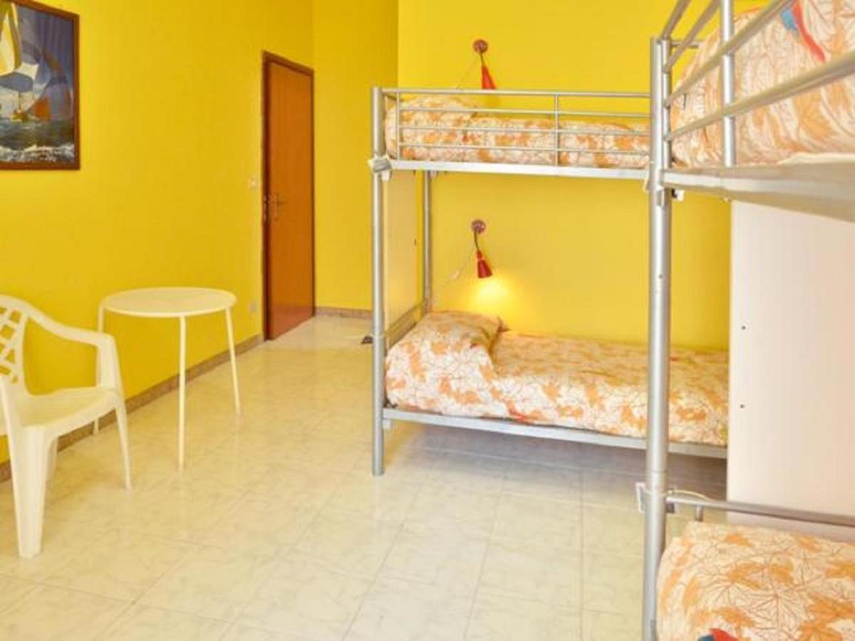 Gianni House Backpackers Hostel Giardini Naxos Exteriér fotografie